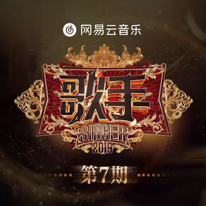 日本护士解开乳罩喂奶
